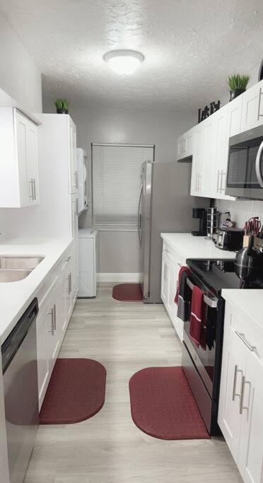 The Manors - Cozy 2 Bedrooms, 2 Baths Fort Lauderdale Kültér fotó